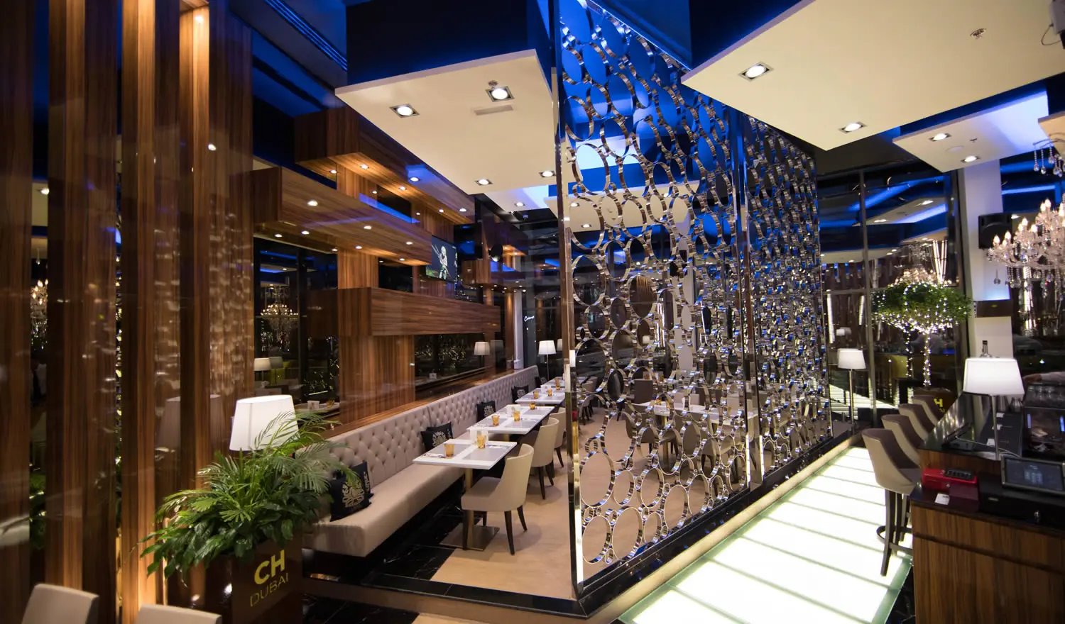 C HOUSE CAFÉ MILANO image 5